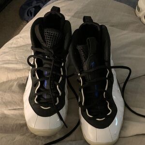 Nike Kids Sneakers Black and White